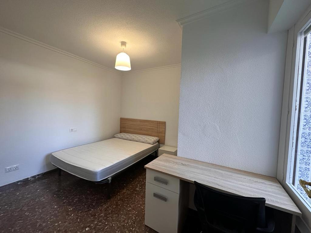 Piso 4 Dormitorios Centrico Con Gran Terraza San Juan  Eksteriør bilde