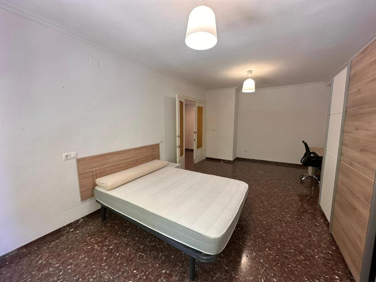 Piso 4 Dormitorios Centrico Con Gran Terraza San Juan  Eksteriør bilde