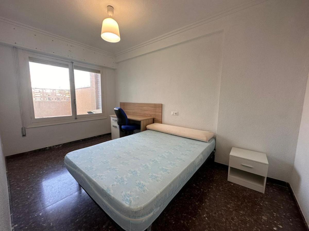 Piso 4 Dormitorios Centrico Con Gran Terraza San Juan  Eksteriør bilde